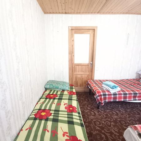 Частный Дом, Р-Н 3 Городской Больницы Tjerkasy Eksteriør billede